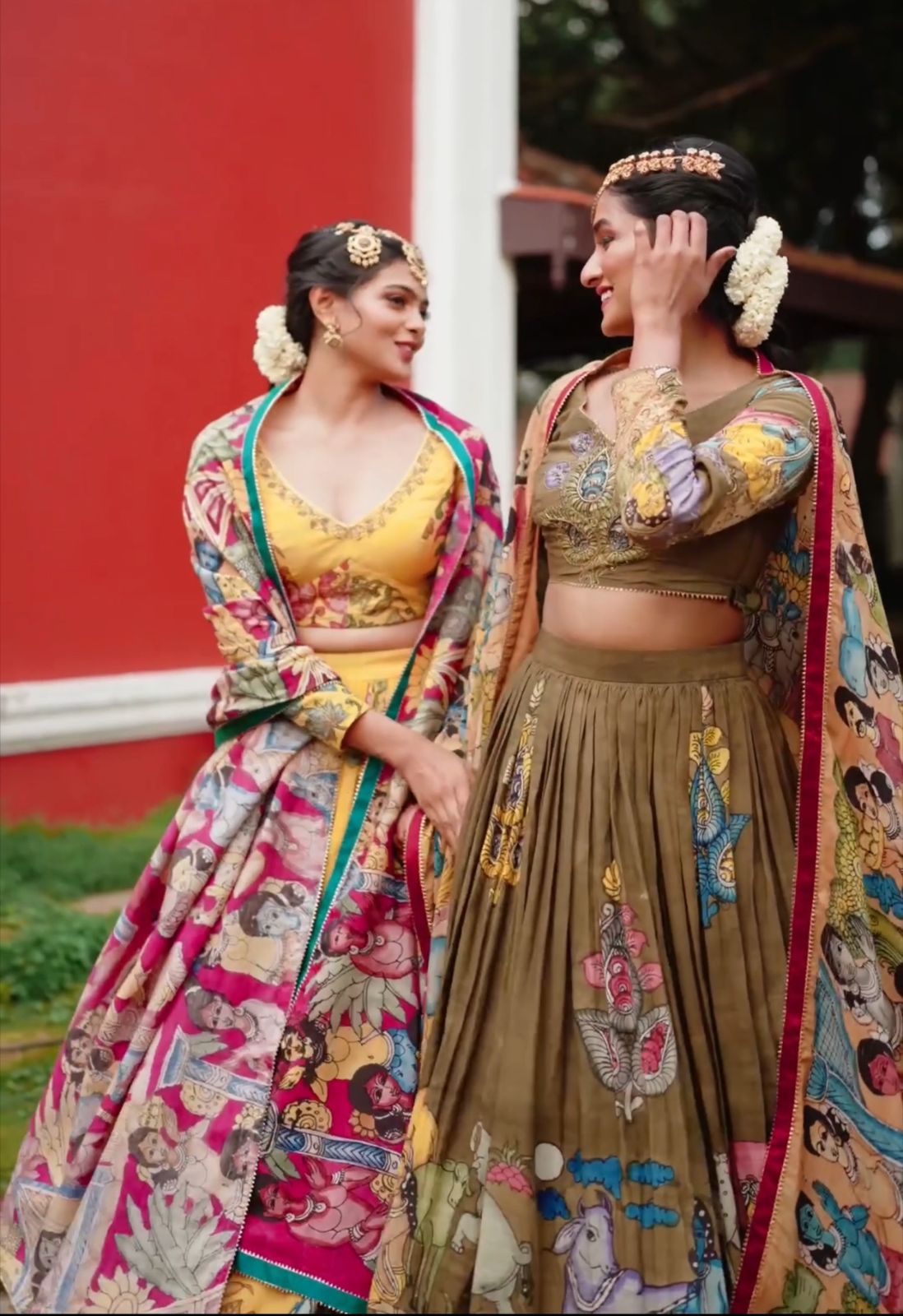 Graceful lehnga duptta  नजर नहीं हटती